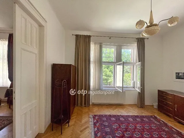 Eladó lakás Budapest II. kerület 74 nm