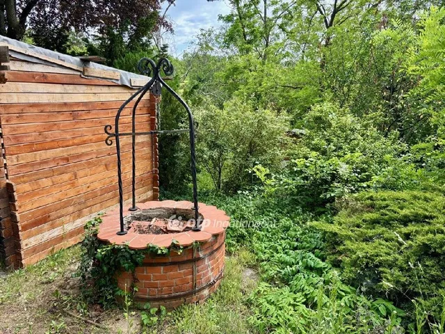 Eladó telek Telki 576 nm