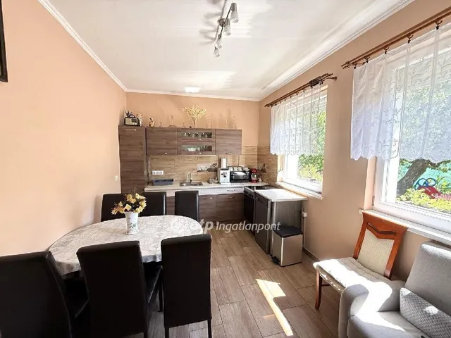 Eladó ház Budapest XI. kerület, Kamaraerdő 60 nm