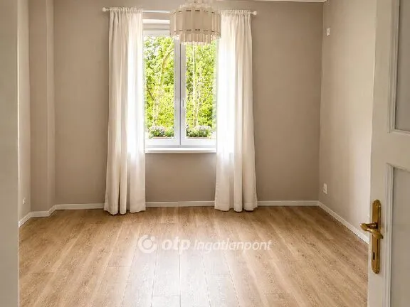Eladó lakás Budapest XI. kerület, Albertfalva 34 nm