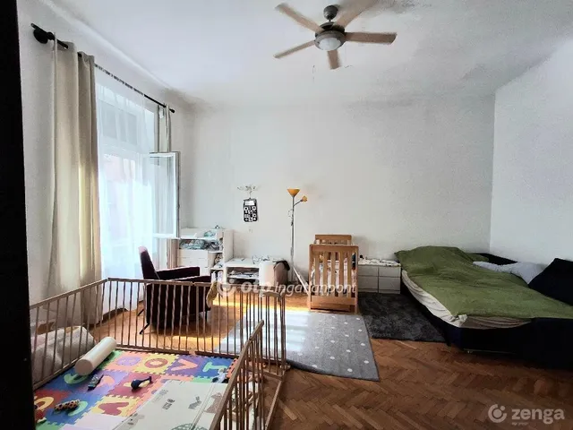 Eladó lakás Budapest II. kerület, Országút 72 nm