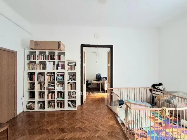 Eladó lakás Budapest II. kerület, Országút 72 nm