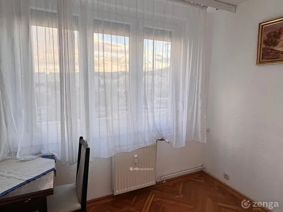 Eladó lakás Budapest III. kerület 33 nm