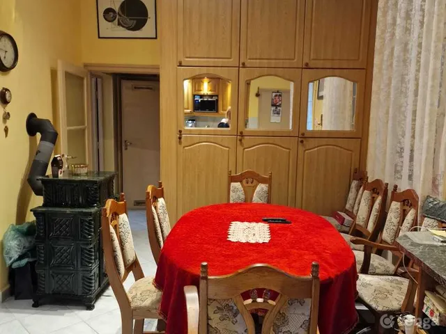 Eladó lakás Szentendre, Belváros 77 nm