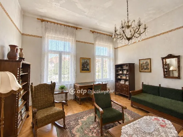 Eladó lakás Budapest VI. kerület 124 nm