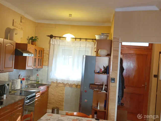 Eladó lakás Dombóvár 70 nm