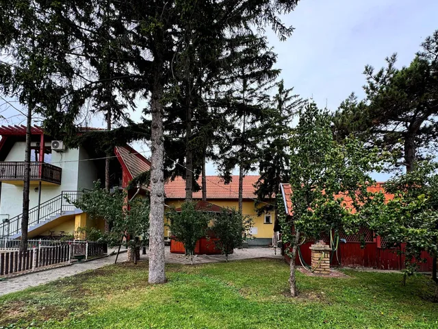 Eladó ház Dunakeszi 225 nm