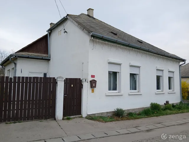 Eladó ház Várpalota, Inota 100 nm