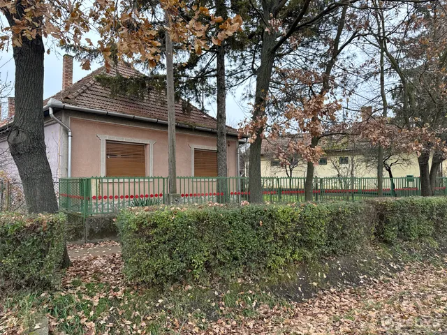 Eladó ház Pély 105 nm