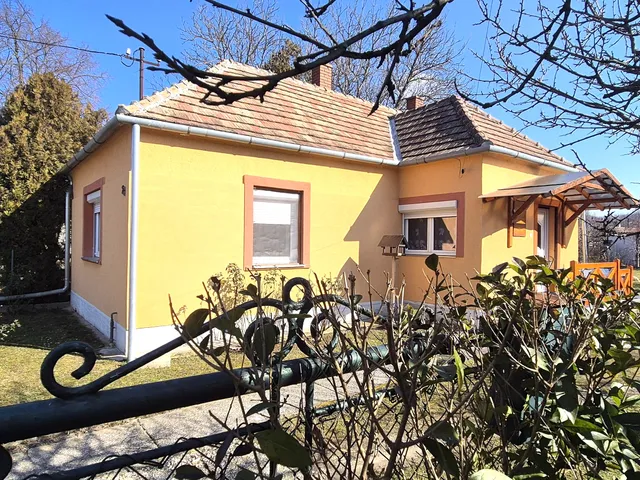 Eladó ház Nemesgulács 70 nm