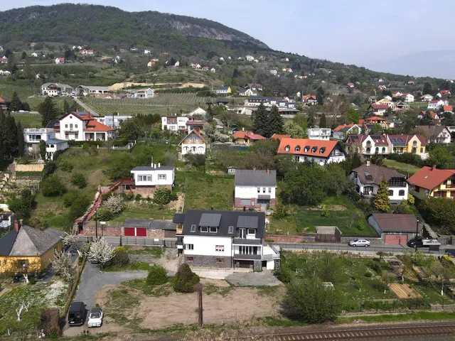 Eladó ház Badacsonytomaj, Badacsony, Park utca 49 240 nm