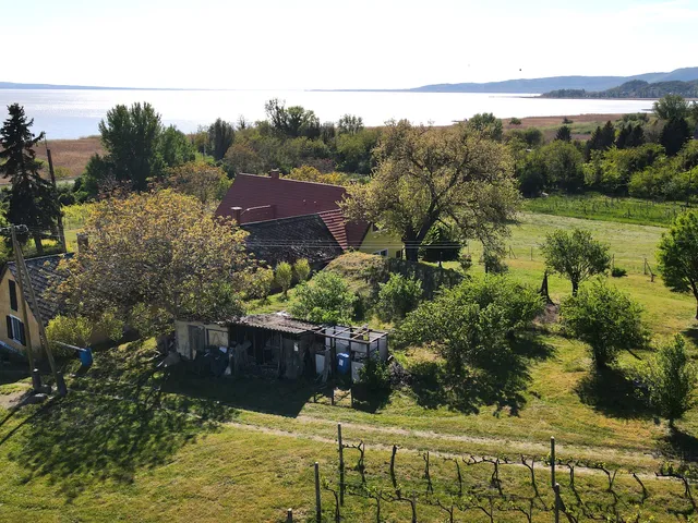 Eladó üdülő és hétvégi ház Badacsonytomaj, Badacsony, Római út 123 nm