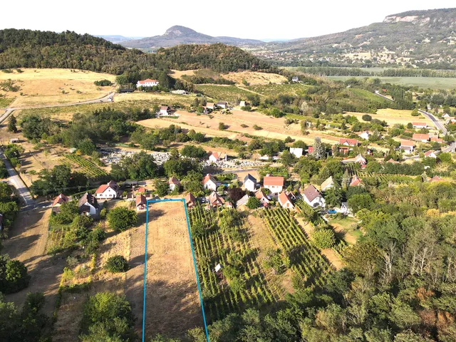 Eladó telek Szigliget, Külsőhegyi út 2925 nm
