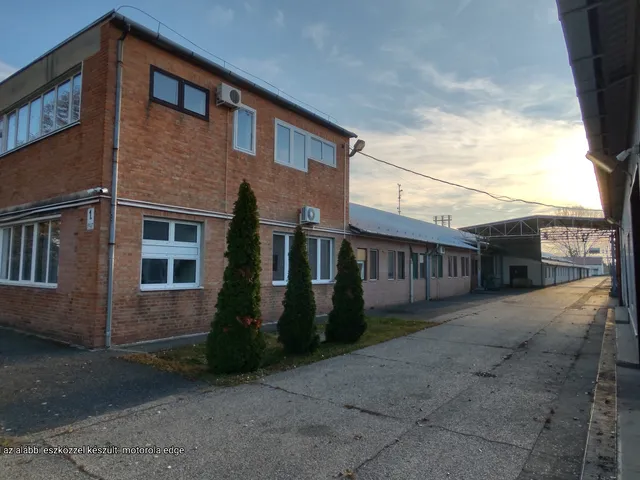 Eladó kereskedelmi és ipari ingatlan Lajosmizse, Gyártelep utca 4 5478 nm