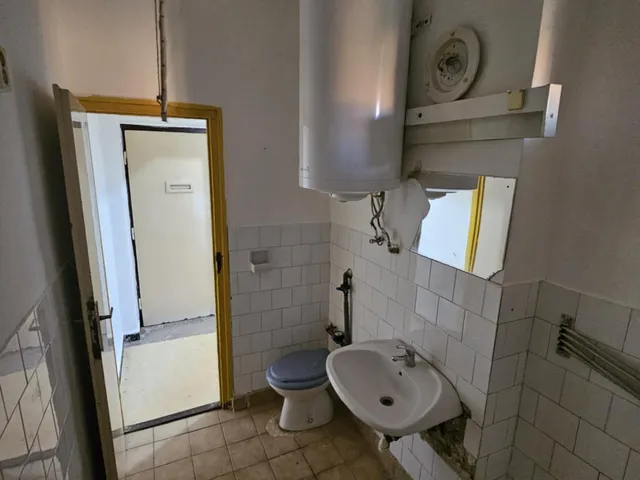 Eladó lakás Komló, Kökönyös, Petőfi tér 49 nm