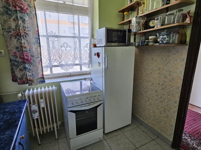 Eladó lakás Komló, Kossuth Lajos utca 73 46 nm