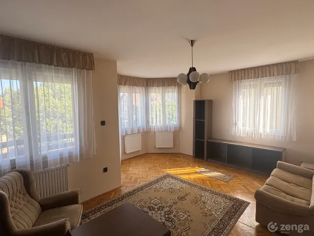 Eladó lakás Debrecen, Széchenyikert 59 nm