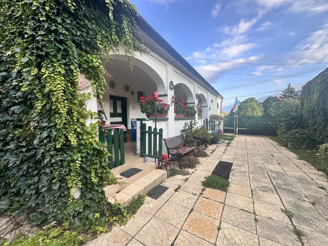 Eladó ház Bük, Jókai 80 nm