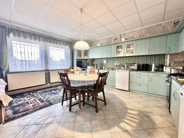 Eladó ház Marcali, Noszlopy Gáspár 250 nm