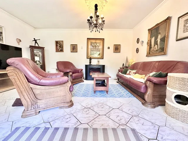 Eladó ház Szentgotthárd, Vadvirág 180 nm