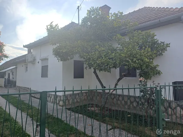 Eladó ház Szabás 95 nm