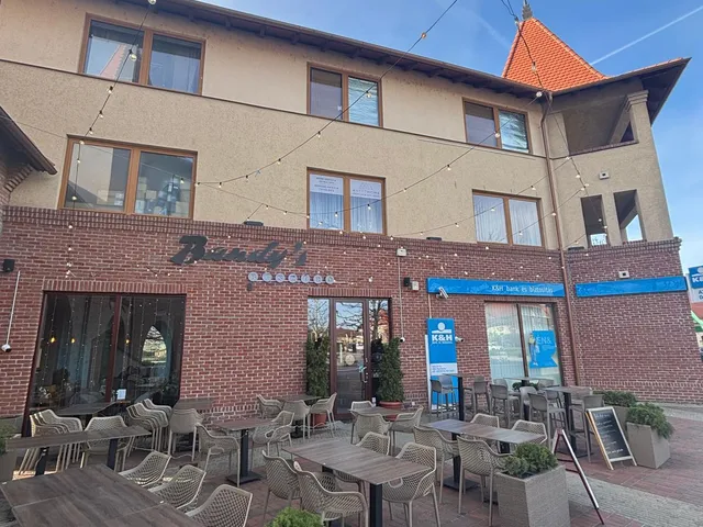 Eladó kereskedelmi és ipari ingatlan Veresegyház 509 nm