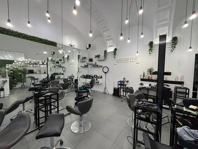 Eladó kereskedelmi és ipari ingatlan Budapest V. kerület, Nádor 74 nm