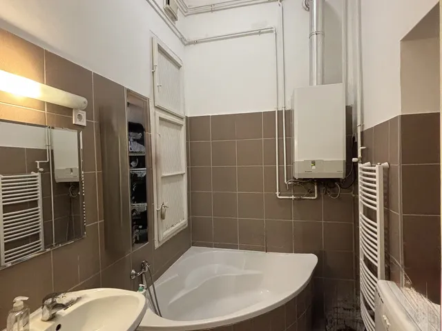 Eladó lakás Budapest VII. kerület, 11 95 nm