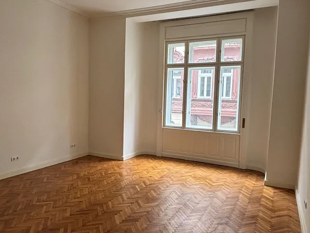 Eladó lakás Budapest I. kerület 100 nm