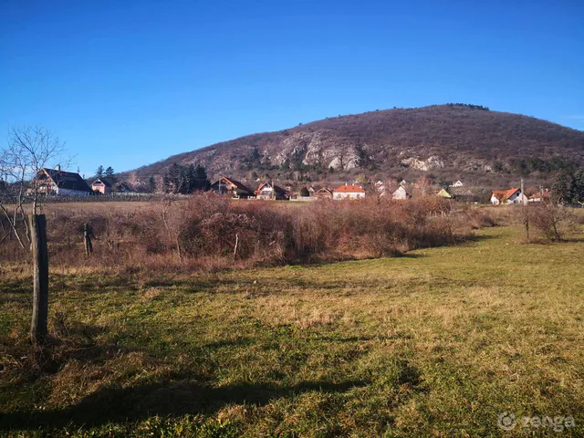 Eladó telek Balatonederics 1695 nm