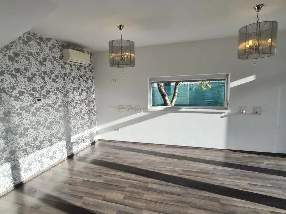 Kiadó ház Budapest III. kerület, Ürömhegy 97 nm