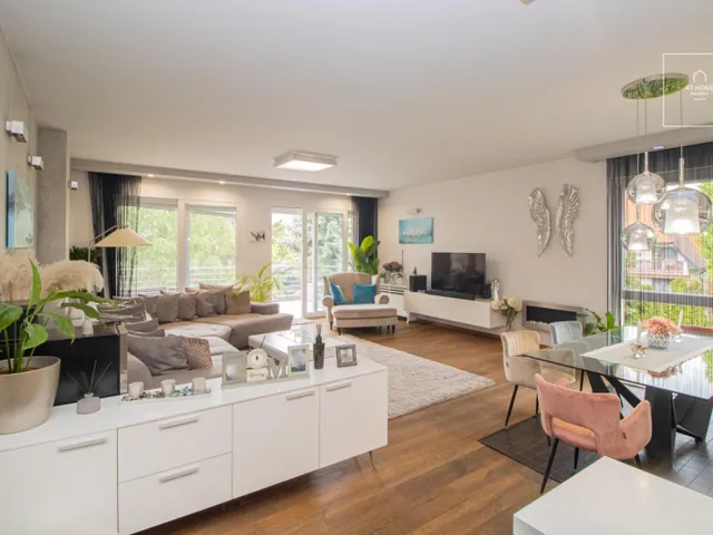 Kiadó lakás Budapest II. kerület, Rózsadomb 150 nm