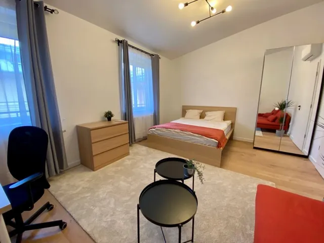 Kiadó lakás Budapest VI. kerület, Nagykörúton belüli terület, Vasvári Pál utca  66 nm