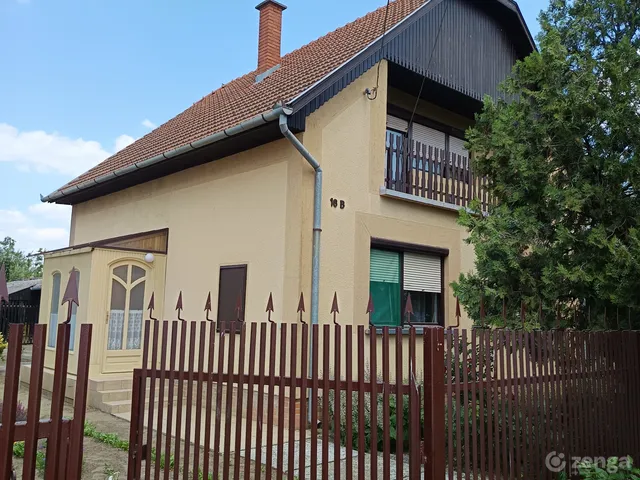 Eladó ház Orosháza, Szentetornya 98 nm