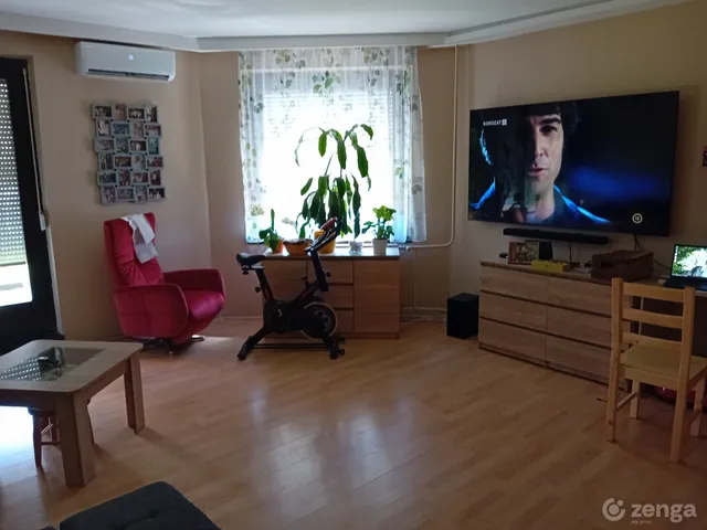 Eladó lakás Budapest IV. kerület, Káposztásmegyer 86 nm