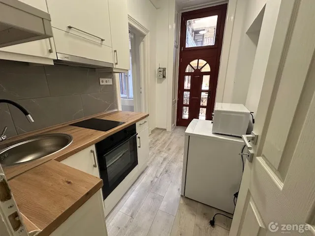 Kiadó lakás Budapest VI. kerület 28 nm