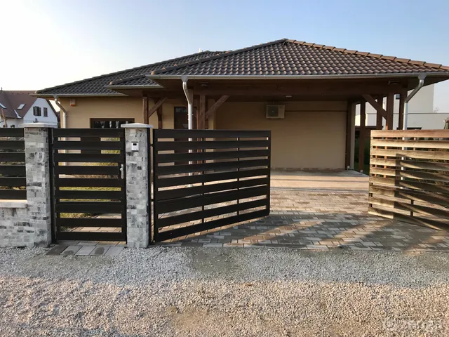 Kiadó ház Kecskemét 100 nm