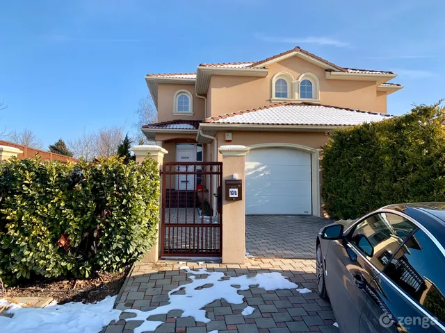 Kiadó ház Kecskemét, Petőfiváros 122 nm