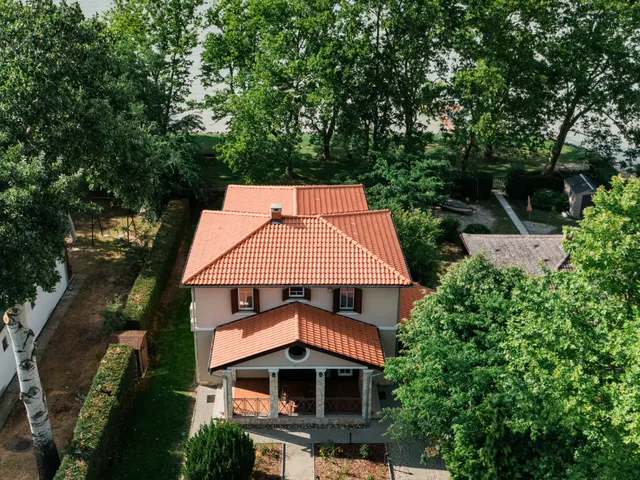 Eladó ház Balatonboglár, Jankovichtelep 178 nm