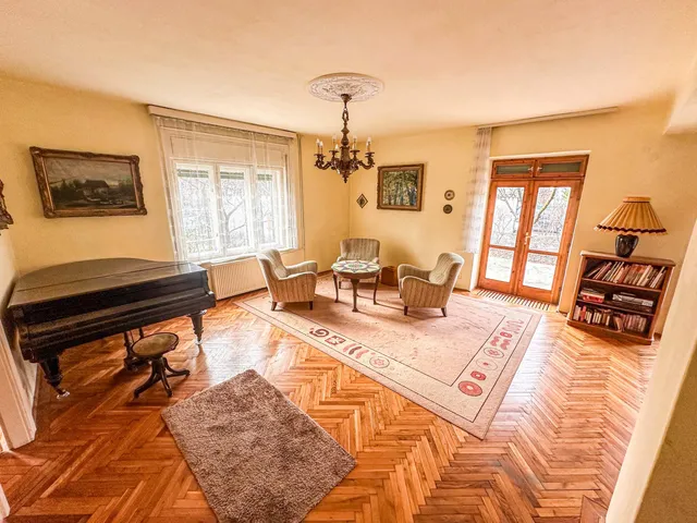 Eladó ház Budapest XIV. kerület, Alsórákos 300 nm