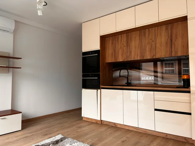 Kiadó lakás Debrecen, Kishegyesi út 38 nm