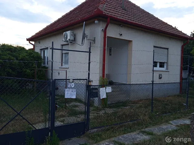 Eladó ház Nagyfüged 80 nm
