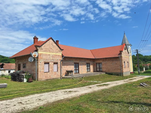 Eladó ház Zalaszentgrót 212 nm