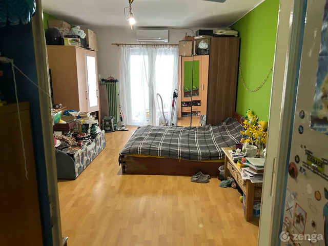 Eladó lakás Pécs, Uránváros 54 nm