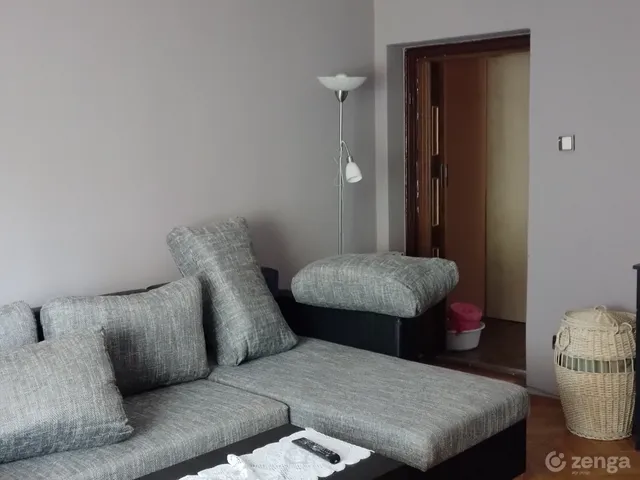 Kiadó lakás Dunaújváros, Belváros 52 nm