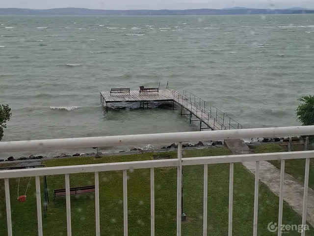 Eladó üdülő és hétvégi ház Balatonvilágos 19 nm