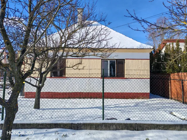 Eladó ház Győr, Likócs 70 nm