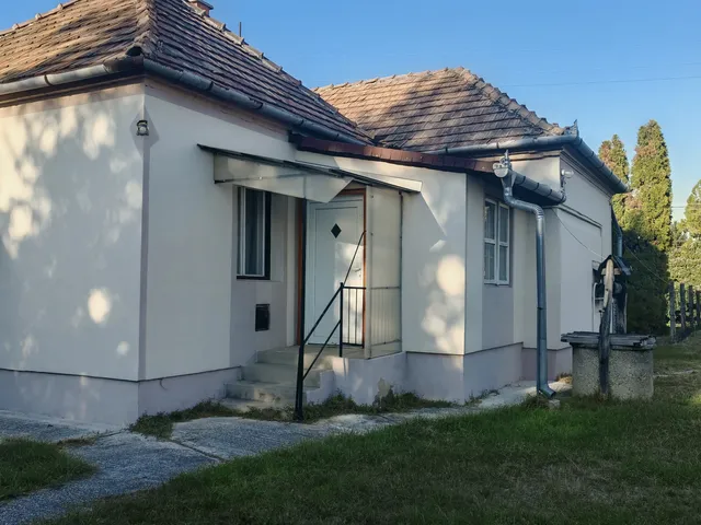 Eladó ház Győr, Győrszentiván 75 nm