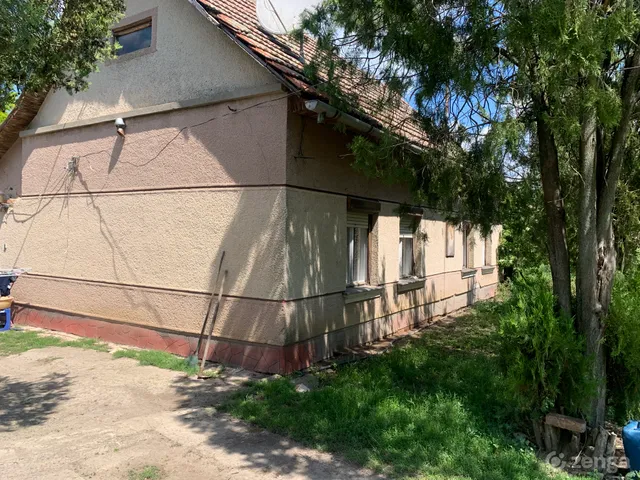 Eladó mezőgazdasági ingatlan Makó, Makói utca 10 170 nm