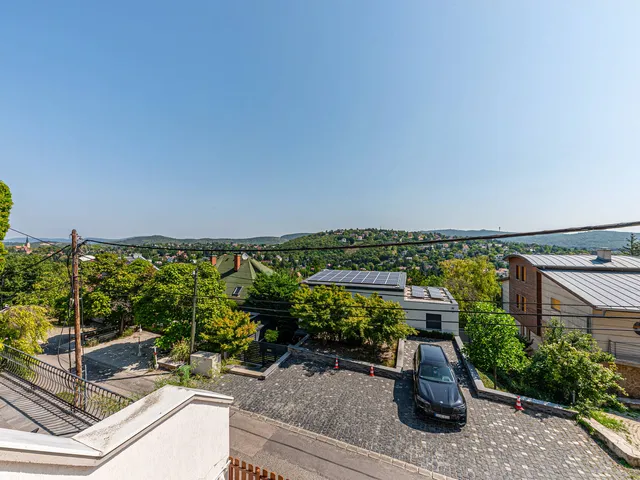 Eladó ház Budapest II. kerület 170 nm